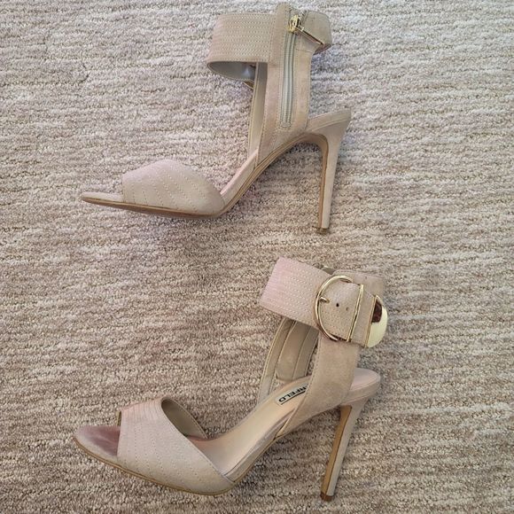 Karl Lagerfeld Lyra Stilleto Peep Toe Buckled Heels - Picture 1 of 12